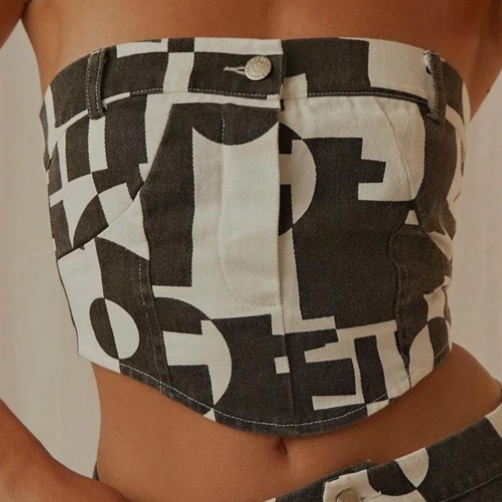 Peppermayo New York Times Geo Top | Black & White | Size 12